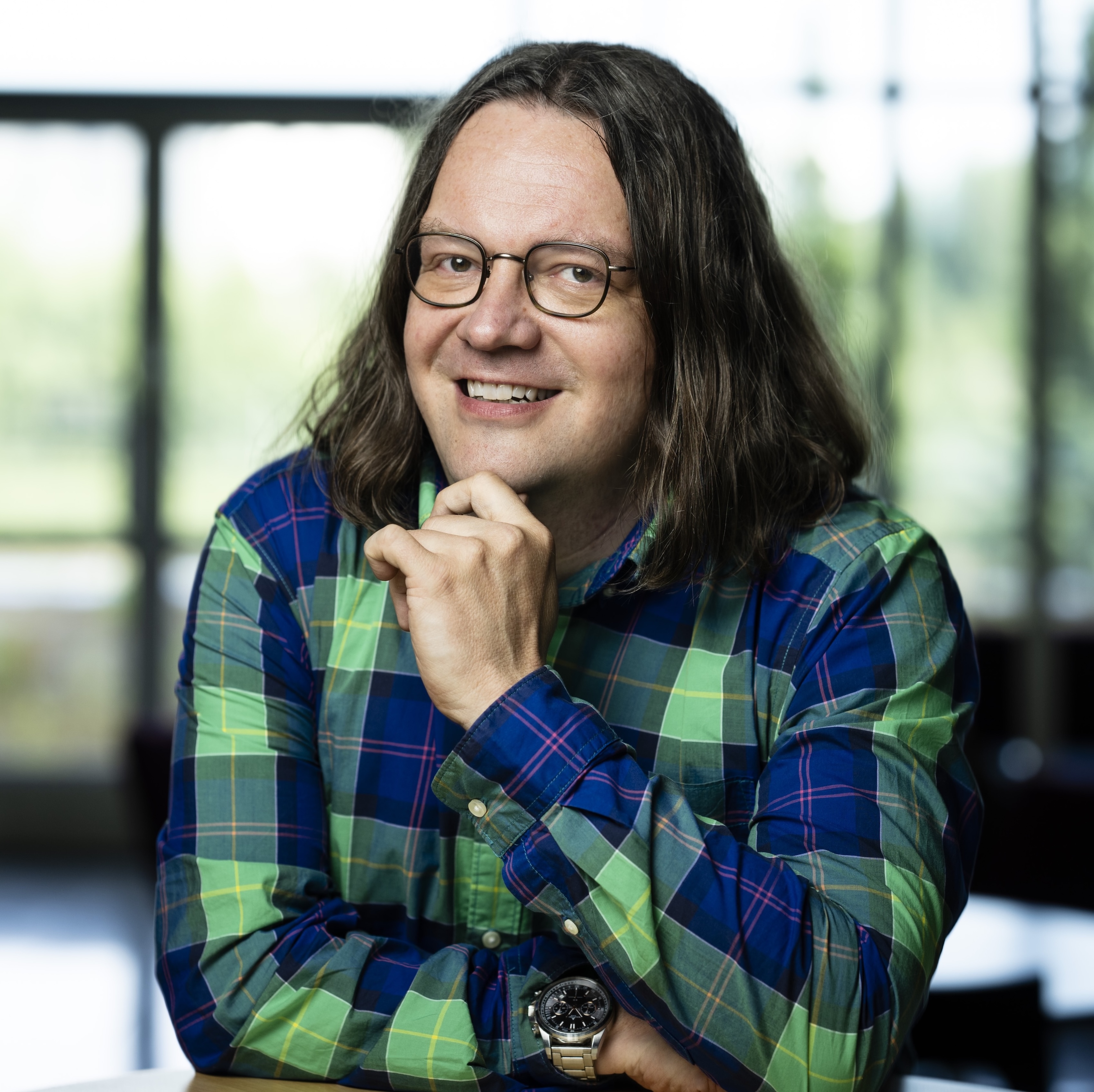 Picture of JTE. Photo &copy; Jussi T. Eronen”></span>
                            </div>
                           <div class=